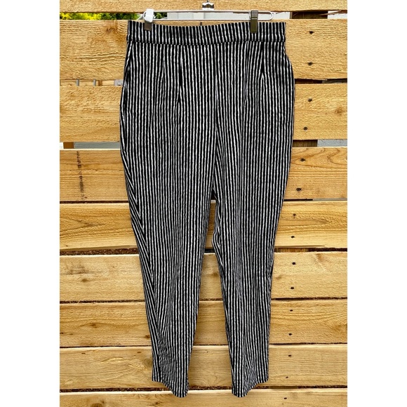 Vixen Miss Kitty Cigarette Pants in Black Stripe - Picture 5 of 8